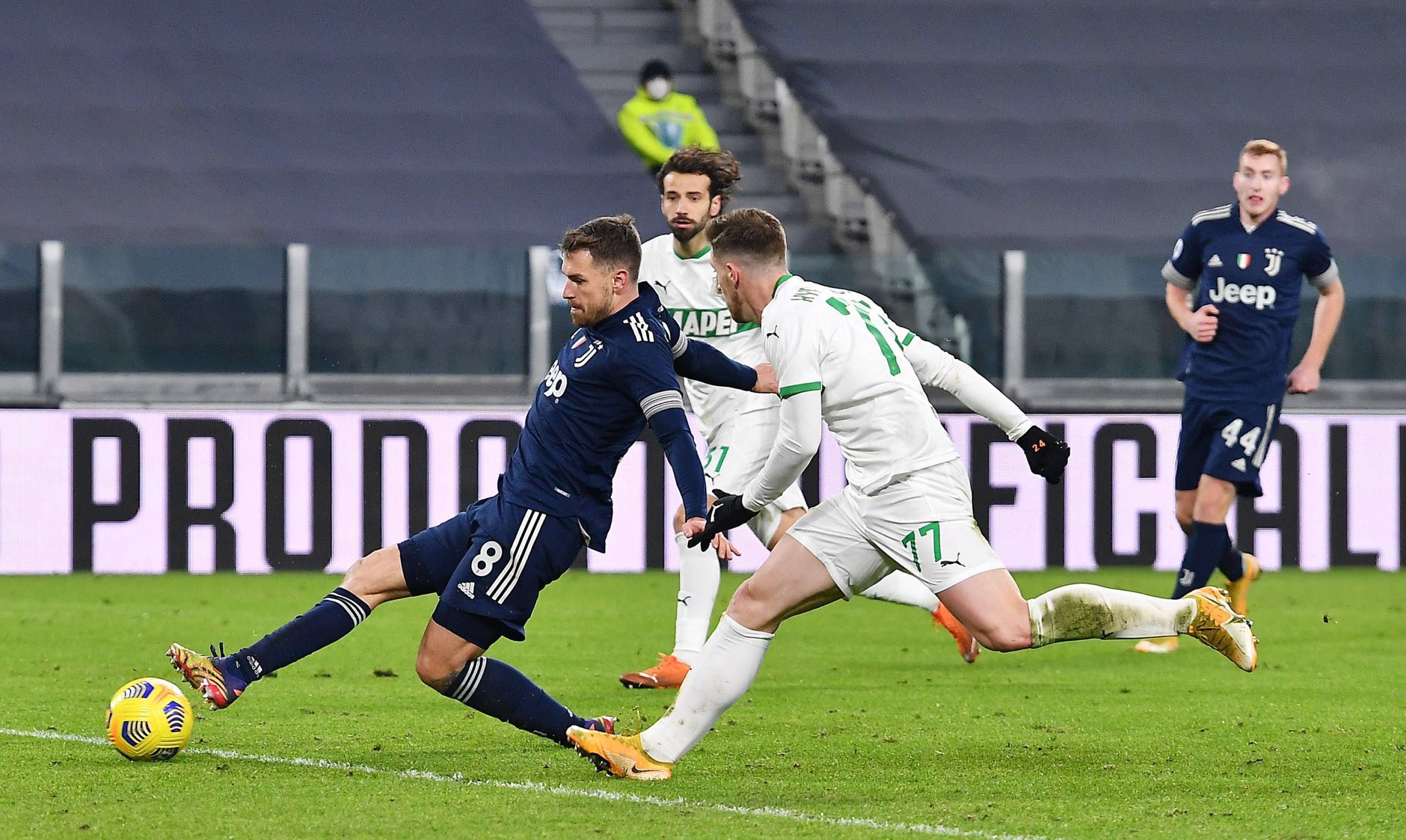 罗马诺：巴萨下周与埃里克·加西亚签续约合同，为期五年